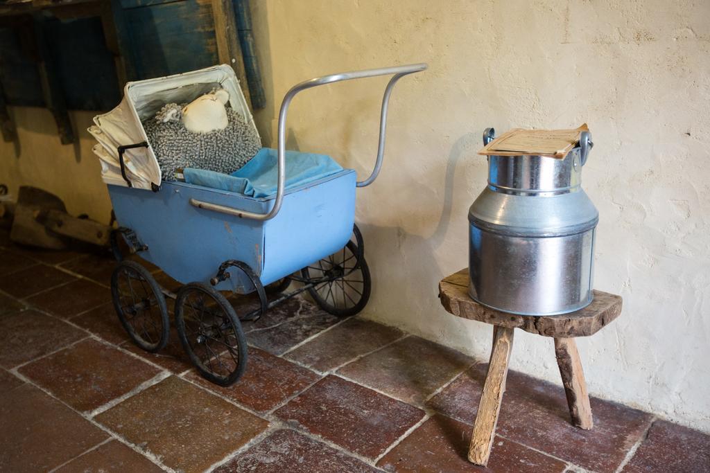 Au Mas Des Calmettes Acomodação com café da manhã Parisot  Exterior foto